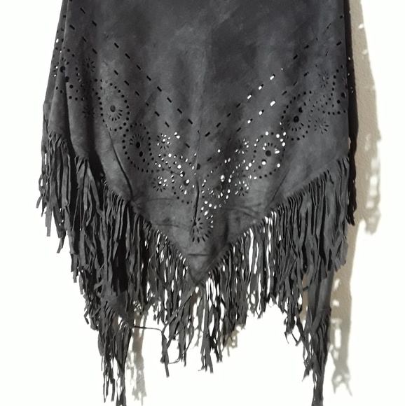 SOLD OUT - Picture 4 of 5